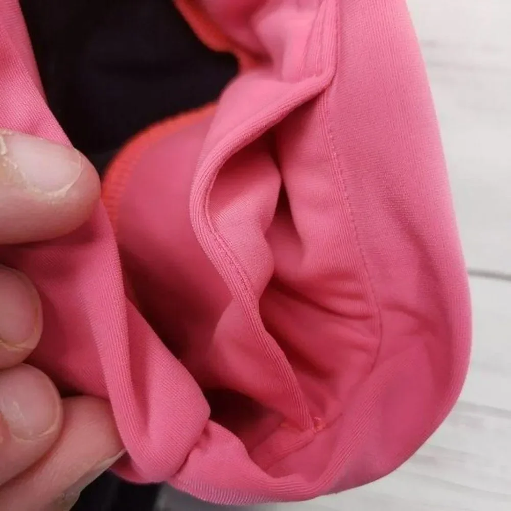 Under Armour Youth Medium Black Pink‎ Trim Yoga Pants